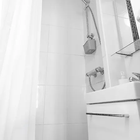 Modern Charming 1-Room Flat In Paris - Marais Bastille *