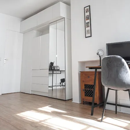 Modern Charming 1-Room Flat In Paris - Marais Bastille * פריז
